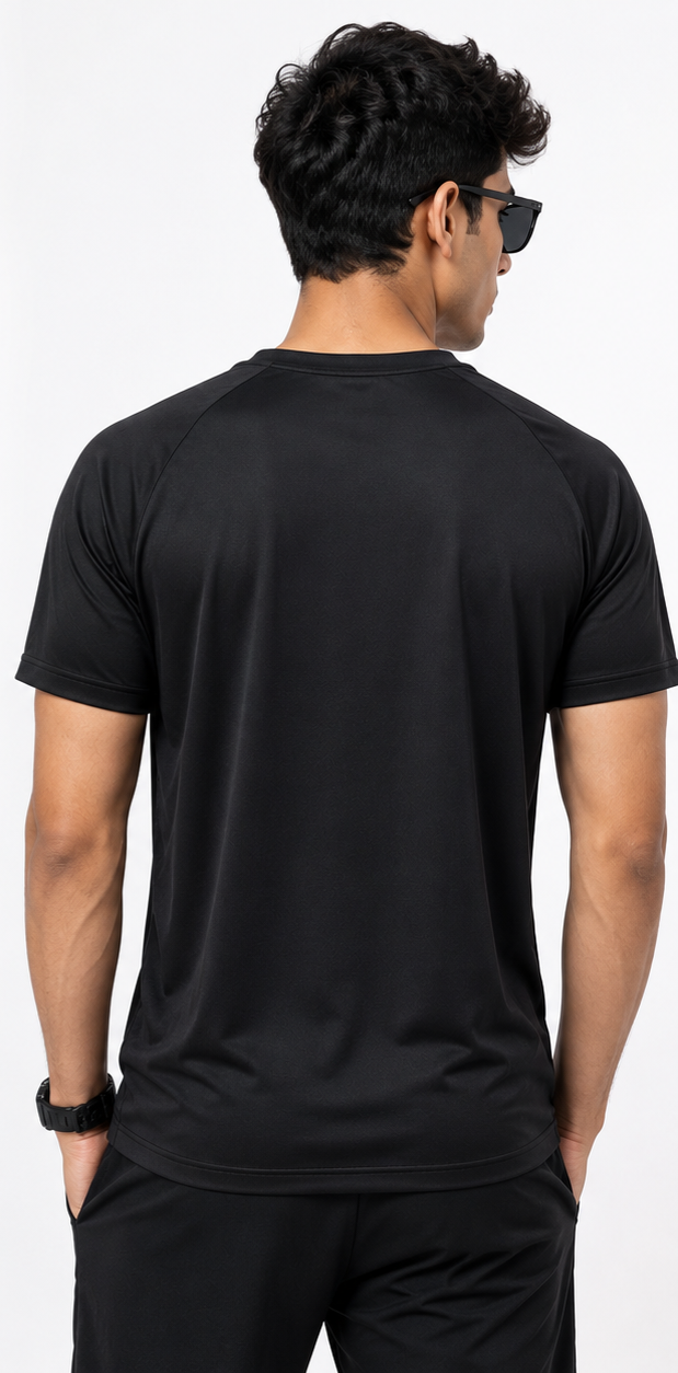 Men's Black Regular Fit T-Shirt by AROSHYA